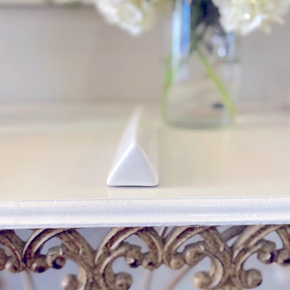 Rae Dunn DOG MOM desk plaque NWT - Picture 2 of 3